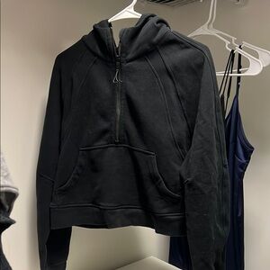 Lululemon Scuba cropped quarter zip